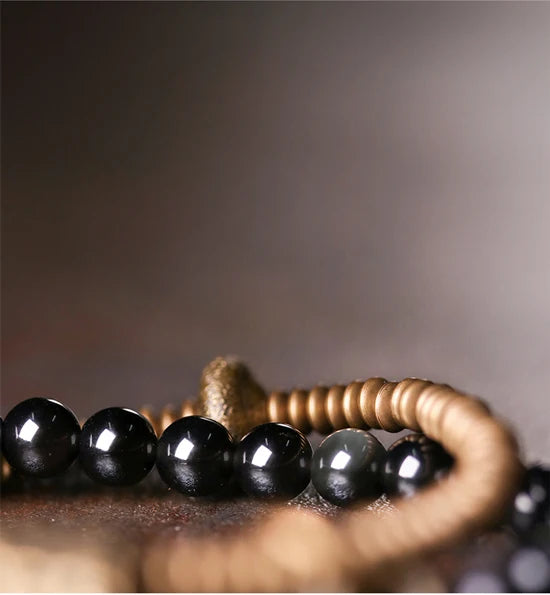 Bracelet Double Rang Obsidienne Noire et Laiton Martelé – Fait Main, du 15 au 22 cm