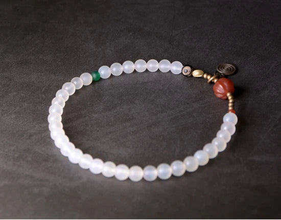 Bracelet Agate Mate Blanche ou Grise et Perle Œil de Bouddha – Zen Tibétain