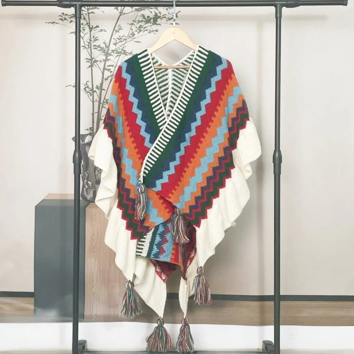 Poncho Bohème à Rayures Multicolores et Franges
