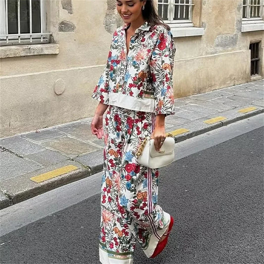 "Fleur de Lin" Ensemble Floral Élégant – Chemise Longue et Pantalon Taille Haute