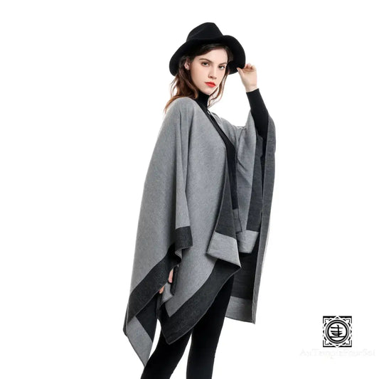 Cape Réversible En Laine Mélangée – Élégance Et Confort Intemporels Poncho