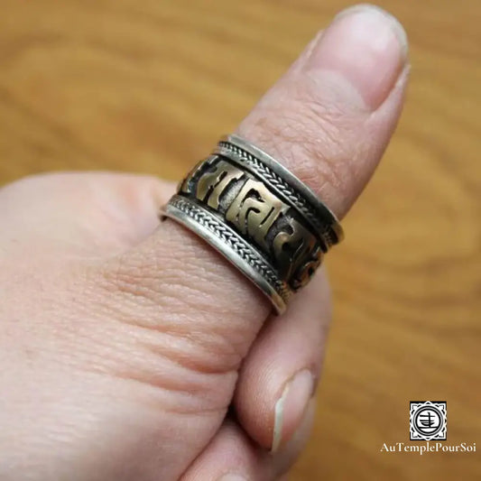 ’Echo Du Nirvana’ - Bague Mantra Tibétaine En Cuivre Et Turquoise Bague - Tibet