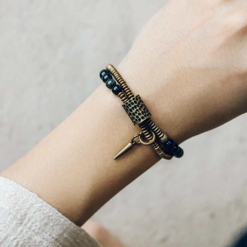 Bracelet Double Rang Obsidienne Noire et Laiton Martelé – Fait Main, du 15 au 22 cm