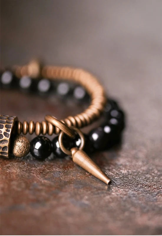 Bracelet Double Rang Obsidienne Noire et Laiton Martelé – Fait Main, du 15 au 22 cm