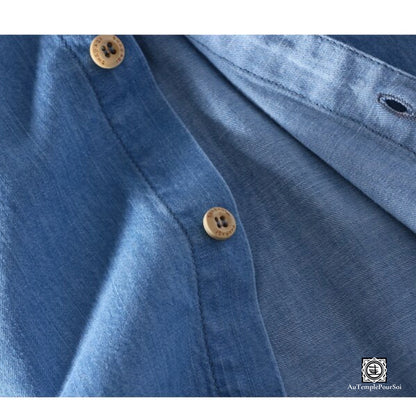 Chemise en lin manches courtes col mao denim bleu ciel detail bouton