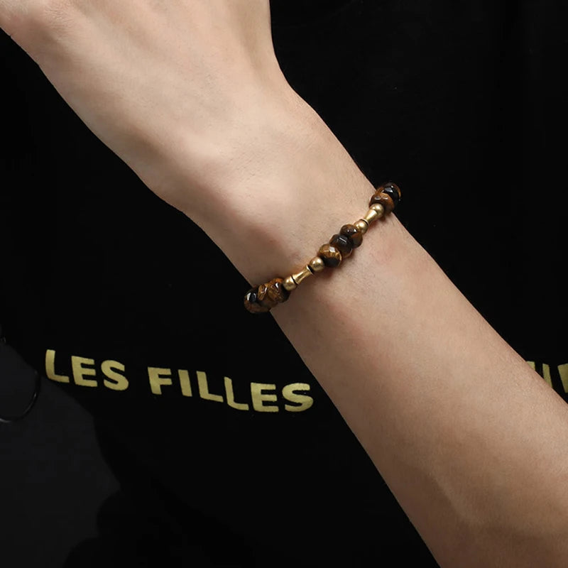 Bracelet Oeil de Tigre à Facettes ou Hornblende Noire – Breloque Bambou en Cuivre