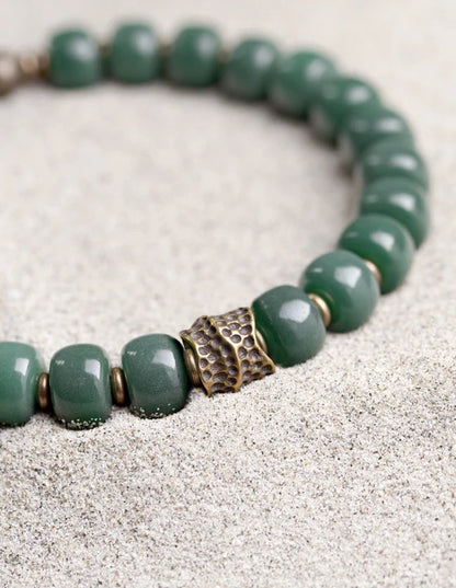 Bracelet Graines de Bodhi Vertes et Laiton – Bijou Zen Porte-Bonheur