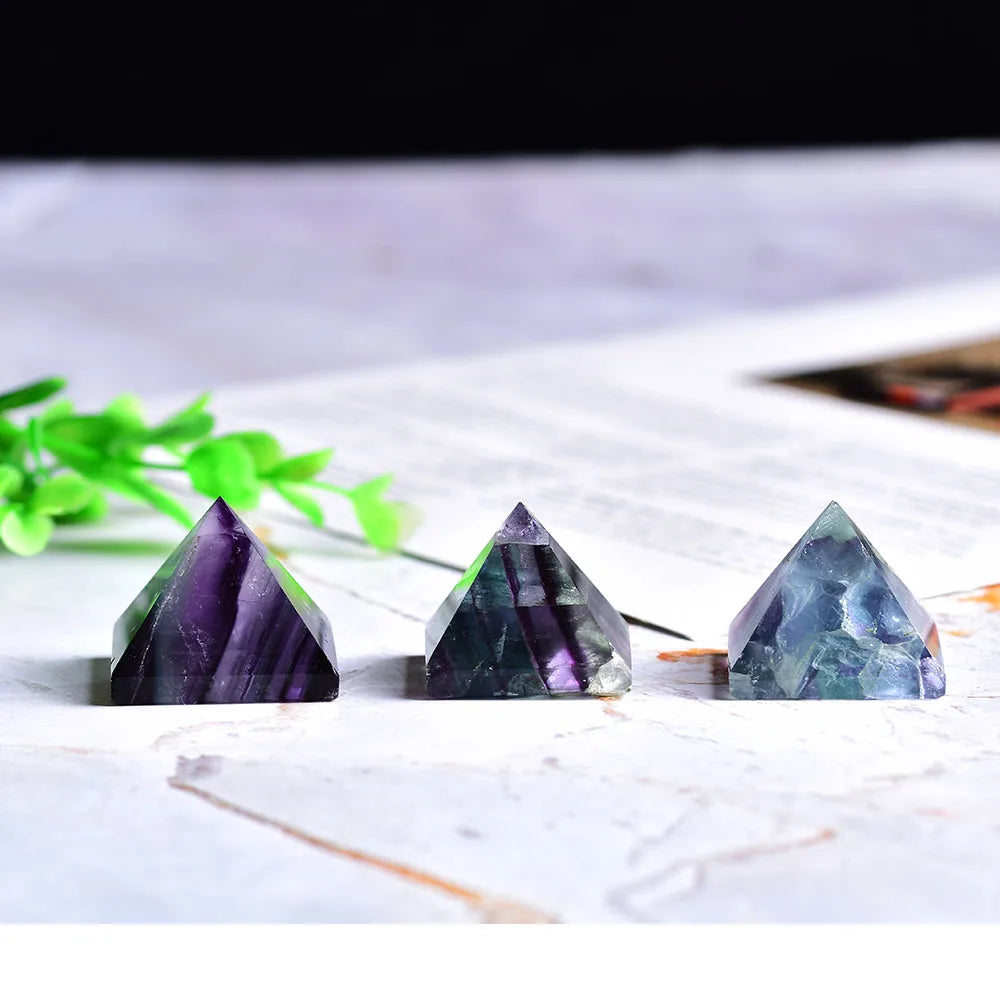 Natural Stone Pyramids of your choice: Amethyst, Labradorite, Opal...