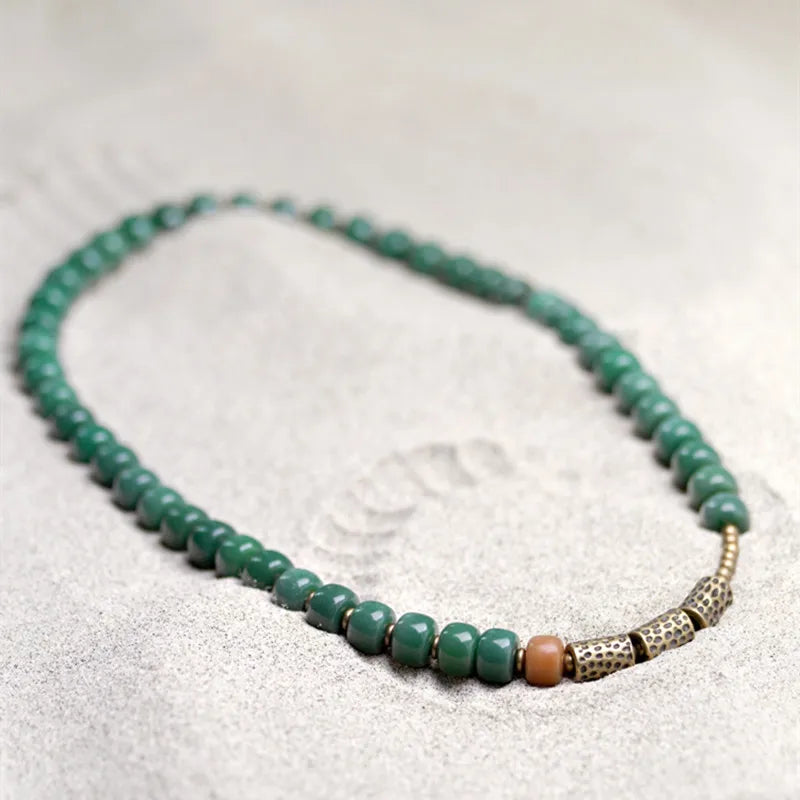 Bracelet Graines de Bodhi Vertes et Breloque en Laiton – Bijou de Méditation pour Femme