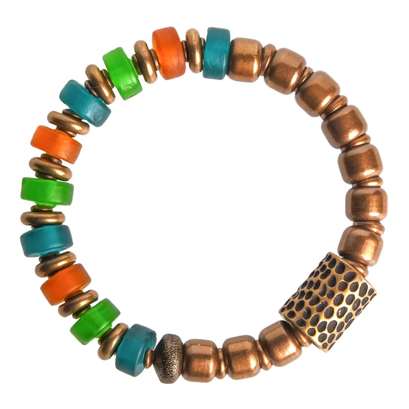 Bracelet Reiki en Verre Coloré et Breloque en Cuivre Martelé – Bohème Esprit Népal