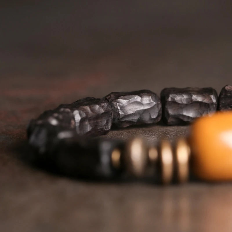 Bracelet Ébène Sculptée à la Main et Cuivre Vintage – Texturé, Anti-Mauvais Œil