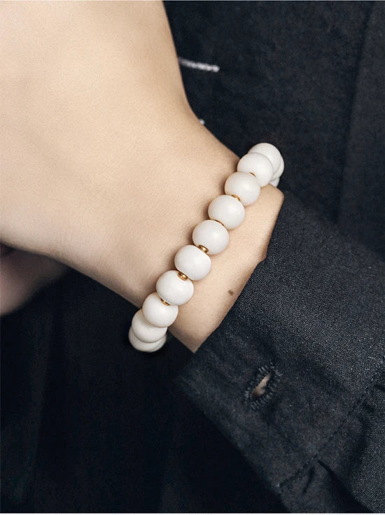 Bracelet Tibétain en Os de Yak Blanc Ivoire – Bijou Zen Fait Main pour Femme