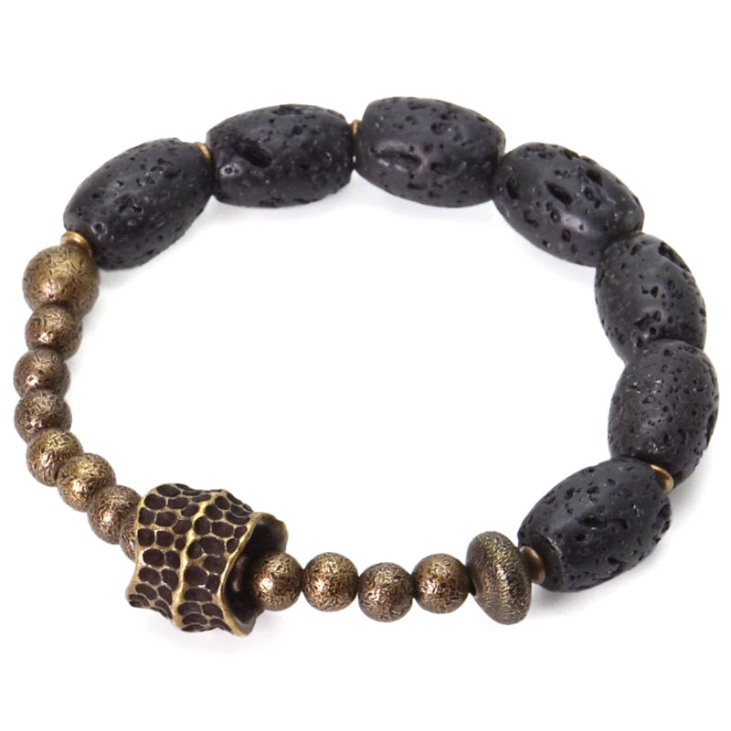 Bracelet Pierre de Lave et Laiton Forgé à la Main – Style Brut, Diffuseur d'Huiles Essentielles