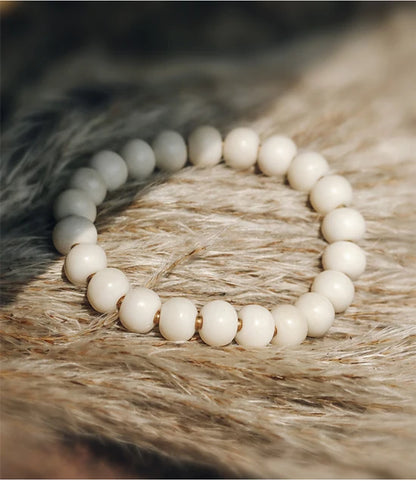 Bracelet Tibétain en Os de Yak Blanc Ivoire – Bijou Zen Fait Main pour Femme