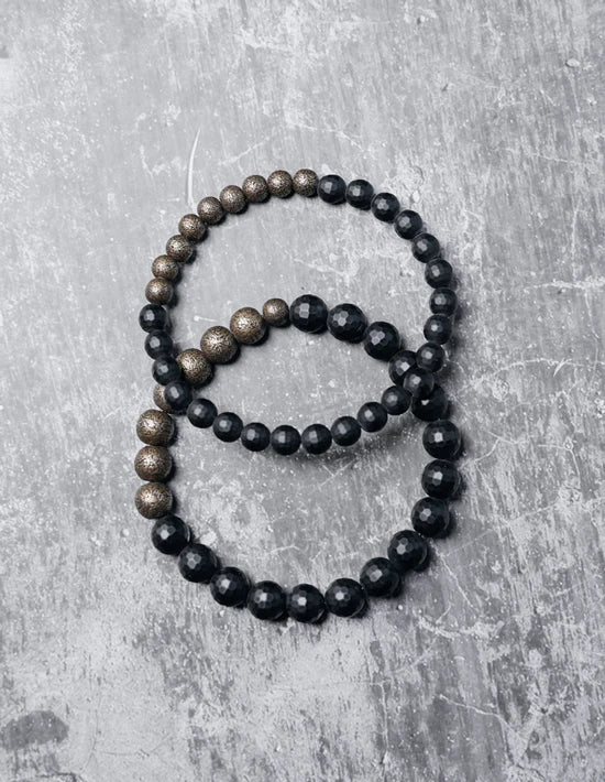 Bracelet Agate Noire Mate à Facettes et Laiton Vieilli – Homme et Femme