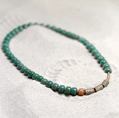 Bracelet Graines de Bodhi Vertes et Breloque en Laiton – Bijou de Méditation pour Femme
