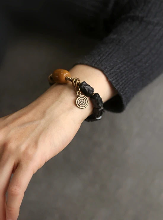 Bracelet Ébène Sculptée à la Main et Cuivre Vintage – Texturé, Anti-Mauvais Œil