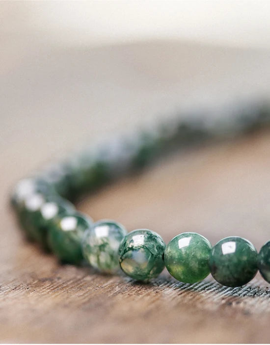 Bracelet Double Rang Jade Mousse et Laiton Martelé – Bohème Énergétique pour Femme