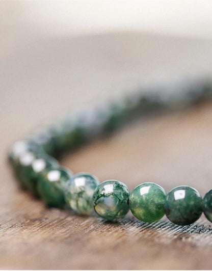 Bracelet Double Rang Jade Mousse et Laiton Martelé – Bohème Énergétique pour Femme