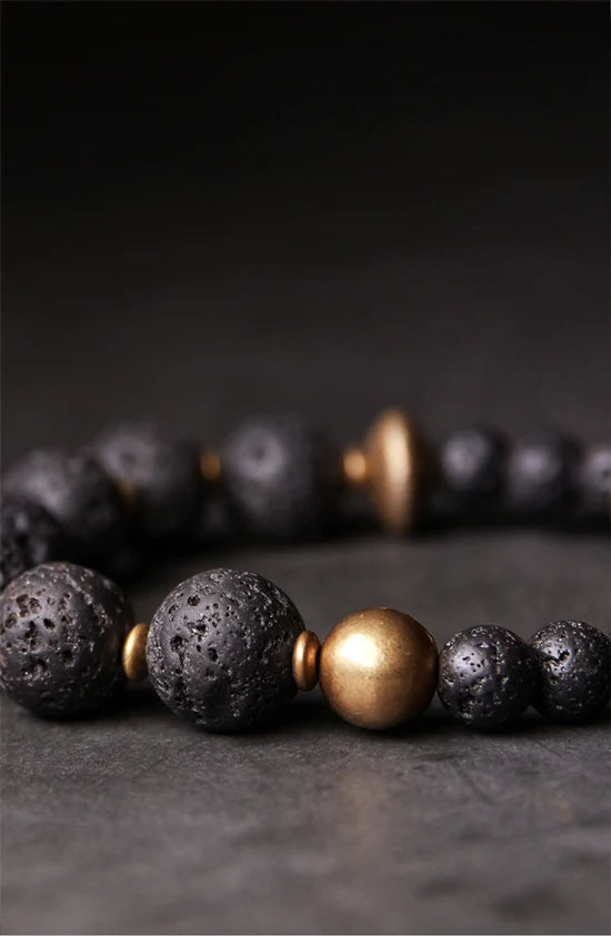 Bracelet Pierre de Lave et Laiton – Bijou Énergétique Unisexe