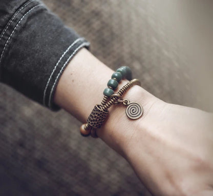 Bracelet Double Rang Graines de Bodhi et Laiton – Porte-Bonheur pour Maman ou Amie