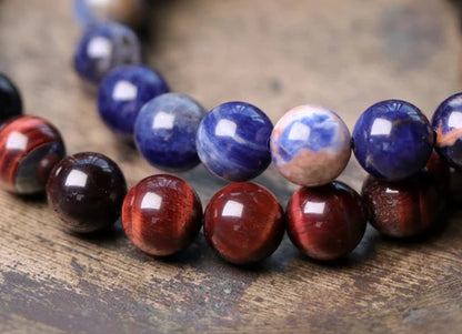 Bracelet Oeil de Tigre Rouge et Obsidienne 8 mm avec Vajra en Cuivre