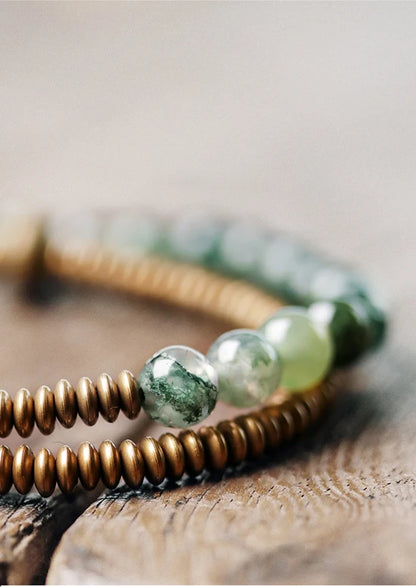 Bracelet Bohème Jade Mousse Double Rang et Breloque en Cuivre Martelé – Jusqu'au 22 cm