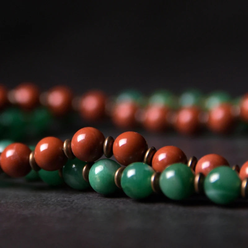 Bracelet Rétro Pierre Rouge ou Verte et Perles de Cuivre – Inspiration Afrique, Fait Main