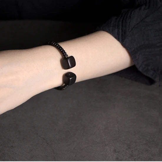 Bracelet Jonc Ouvert en Bois d'Ébène – Minimaliste et Ajustable, Homme et Femme