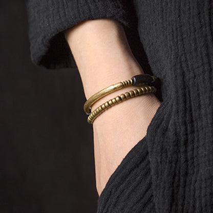 Bracelet en Bois d'Ébène et Laiton Martelé – Fait Main, Homme et Femme