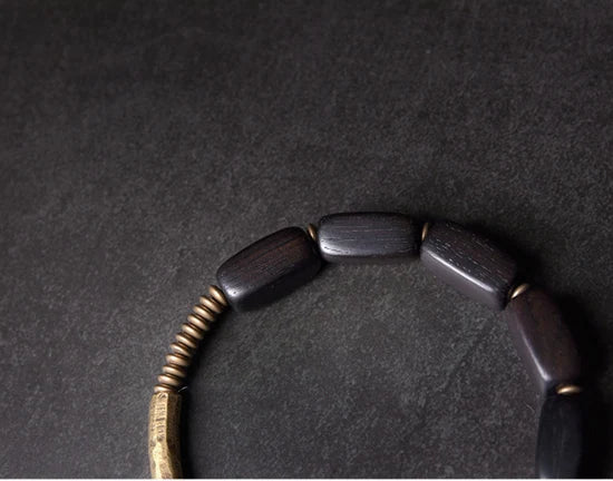 Bracelet en Bois d'Ébène et Laiton Martelé – Fait Main, Homme et Femme