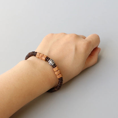 Bracelet Graines de Rudraksha et Noix de Coco – Bijou de Méditation et Yoga