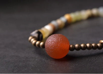 Bracelet Jade Jaune ou Jaspe Rouge avec Breloque Trèfle – Porte-Bonheur pour Femme