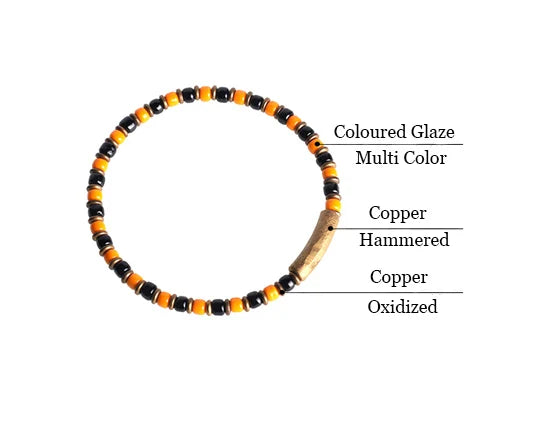 Bracelet Fin Perles de Verre à l'Ancienne et Breloque en Cuivre Martelé – Bohème Chic