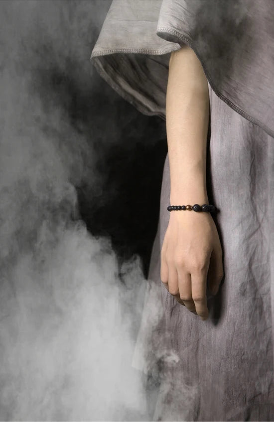 Bracelet Pierre de Lave et Laiton – Bijou Énergétique Unisexe
