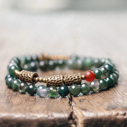Bracelet Double Rang Jade Mousse et Laiton Martelé – Bohème Énergétique pour Femme
