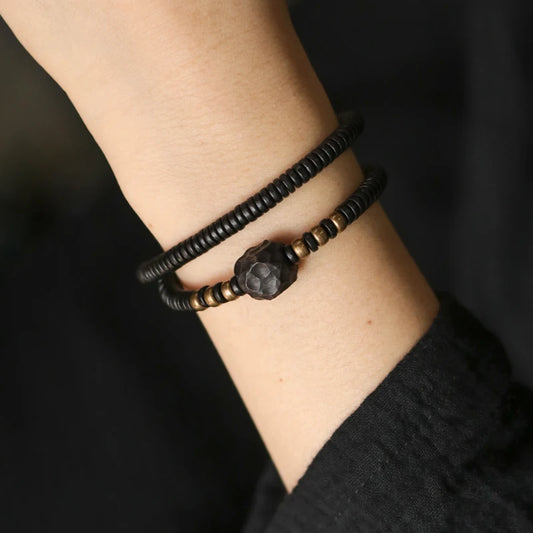 Bracelet Double Rang Ébène Sculptée et Cuivre Vieilli – Style Rock Unisexe