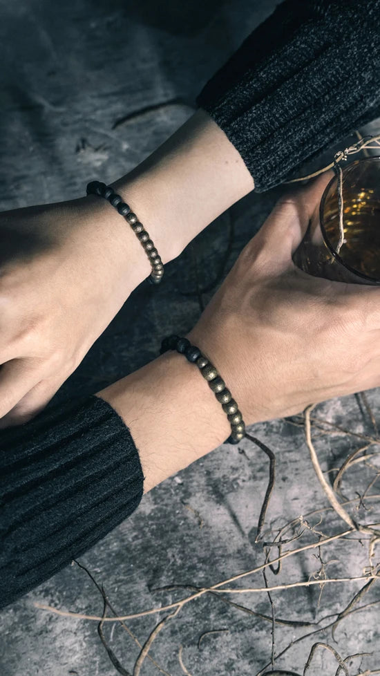Bracelet Agate Noire Mate à Facettes et Laiton Vieilli – Homme et Femme