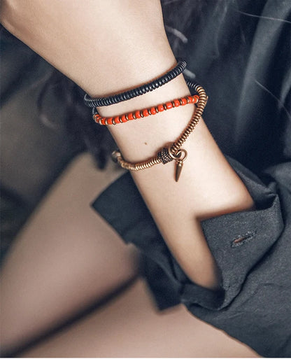 Bracelet Chakras Ébène et Verre Coloré – Vajra en Cuivre Martelé, Style Bohème
