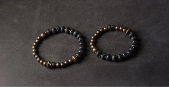 Bracelet Pierre de Lave Noire et Cuivre Oxydé Forgé Main – Style Rustique, Idée Cadeau