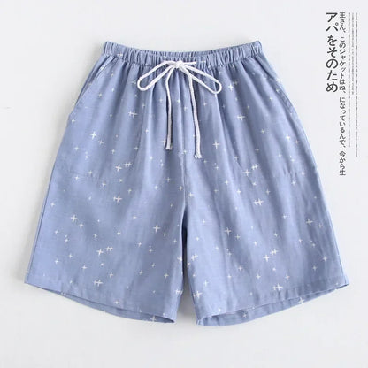 Assortiment de shorts de pyjama japonais déclinés en coloris vert sauge et jaune pastel.
