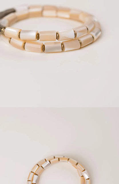 Bracelets à Accumuler Coquillage et Laiton – Set Minimaliste Tons Neutres pour Femme