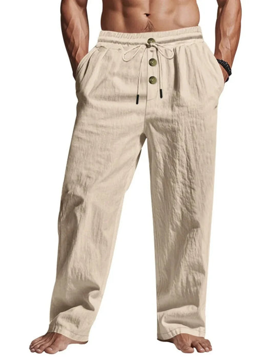 Pantalon léger homme coloris beige sable avec taille élastique et cordon de serrage, vue de face.