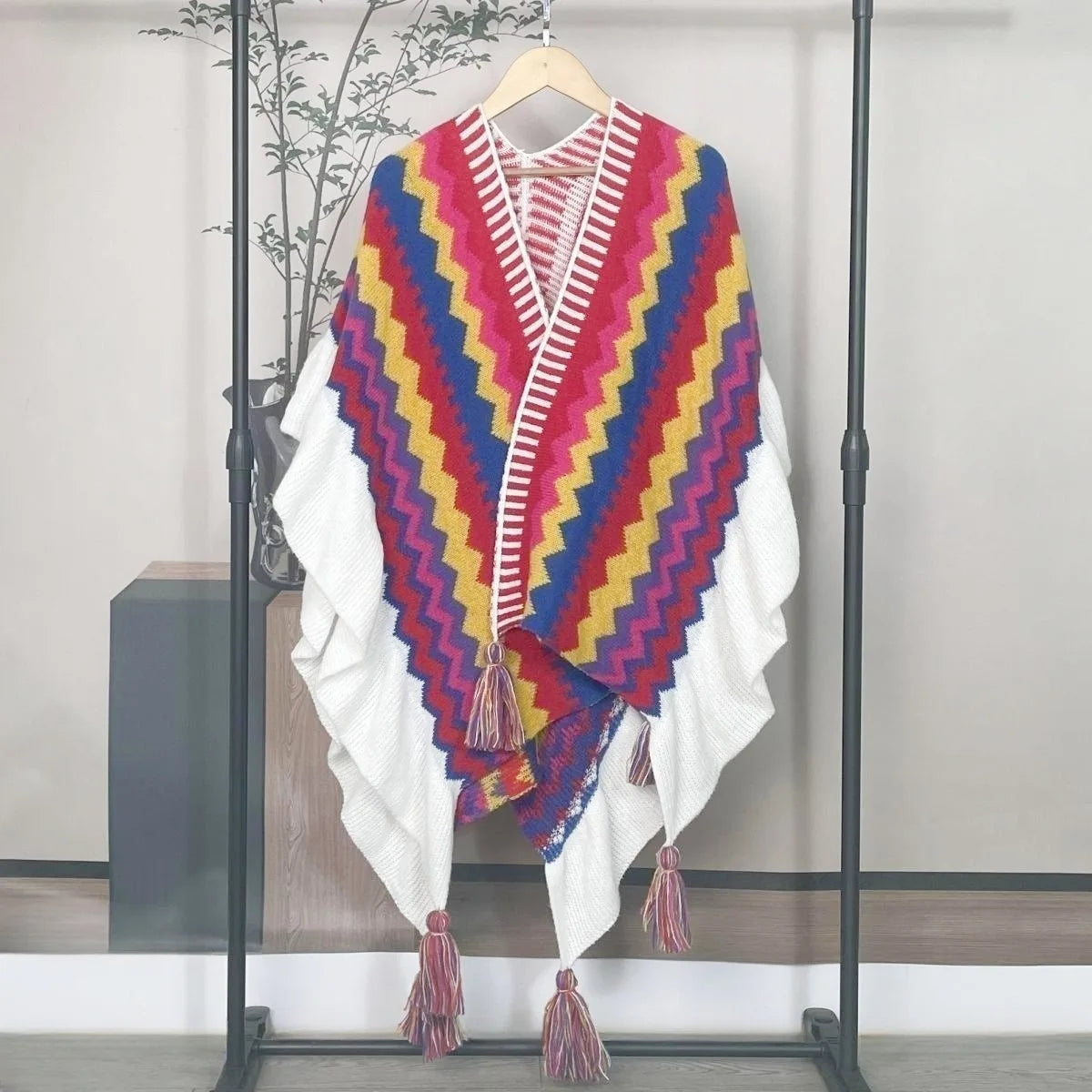 Poncho Bohème à Rayures Multicolores et Franges