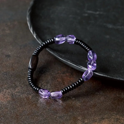 Bracelet Éclats d'Améthyste et Bois de Santal Noir – Minimaliste Fait Main