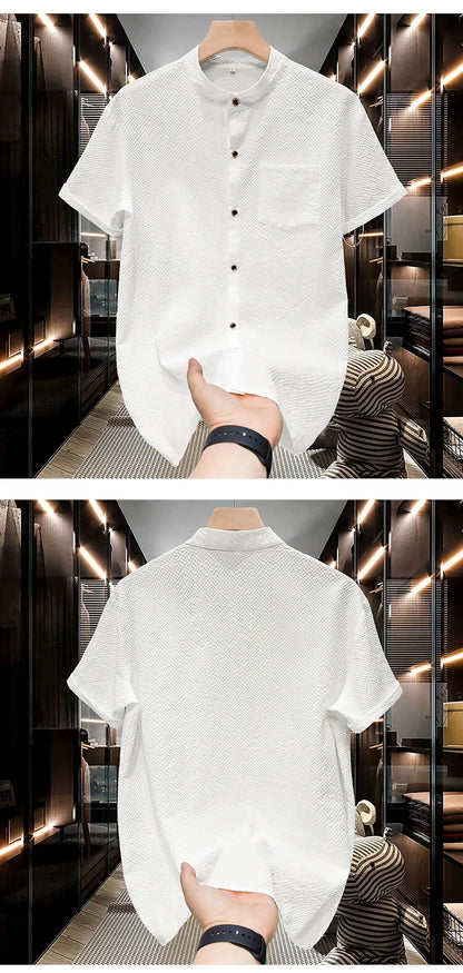 Vue arrière de la chemise verte Renji, textile léger en coton pour un confort optimal.