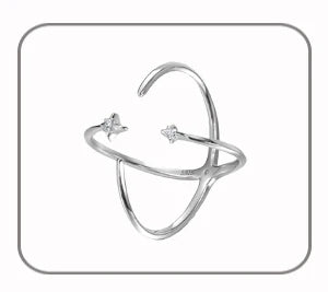 Bijou d'oreille sans perçage motif étoile polaire, un accessoire délicat en argent et pierre de zircon.