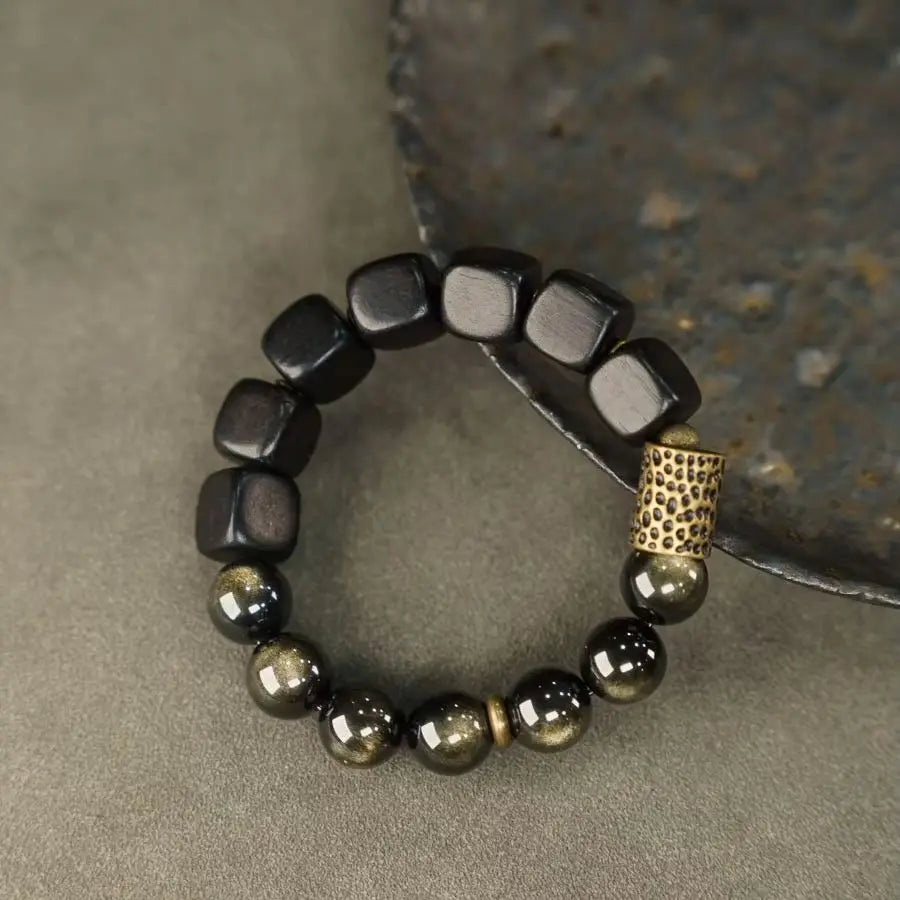 Bracelet Vintage Ébène et Obsidienne Dorée avec Accents de Laiton – Fait Main Unisexe