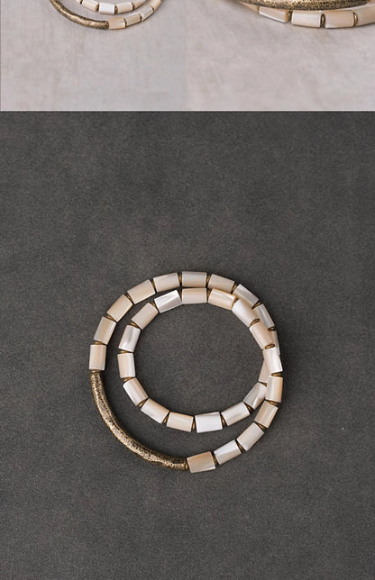 Bracelets à Accumuler Coquillage et Laiton – Set Minimaliste Tons Neutres pour Femme