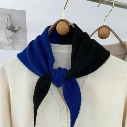 Écharpe Triangulaire en Laine Tricotée - Rayures Colorées